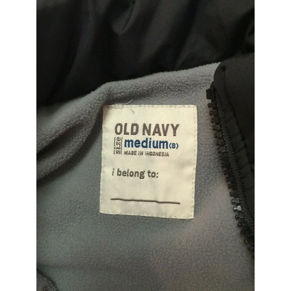 OLD NAVY BOYS PUFFER VEST SIZE M 8